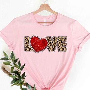 ❤️❤️ Love T-shirt ❤️❤️